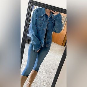 Vintage Wrangler Jean Jacket Size 40  made in the USA 🇺🇸